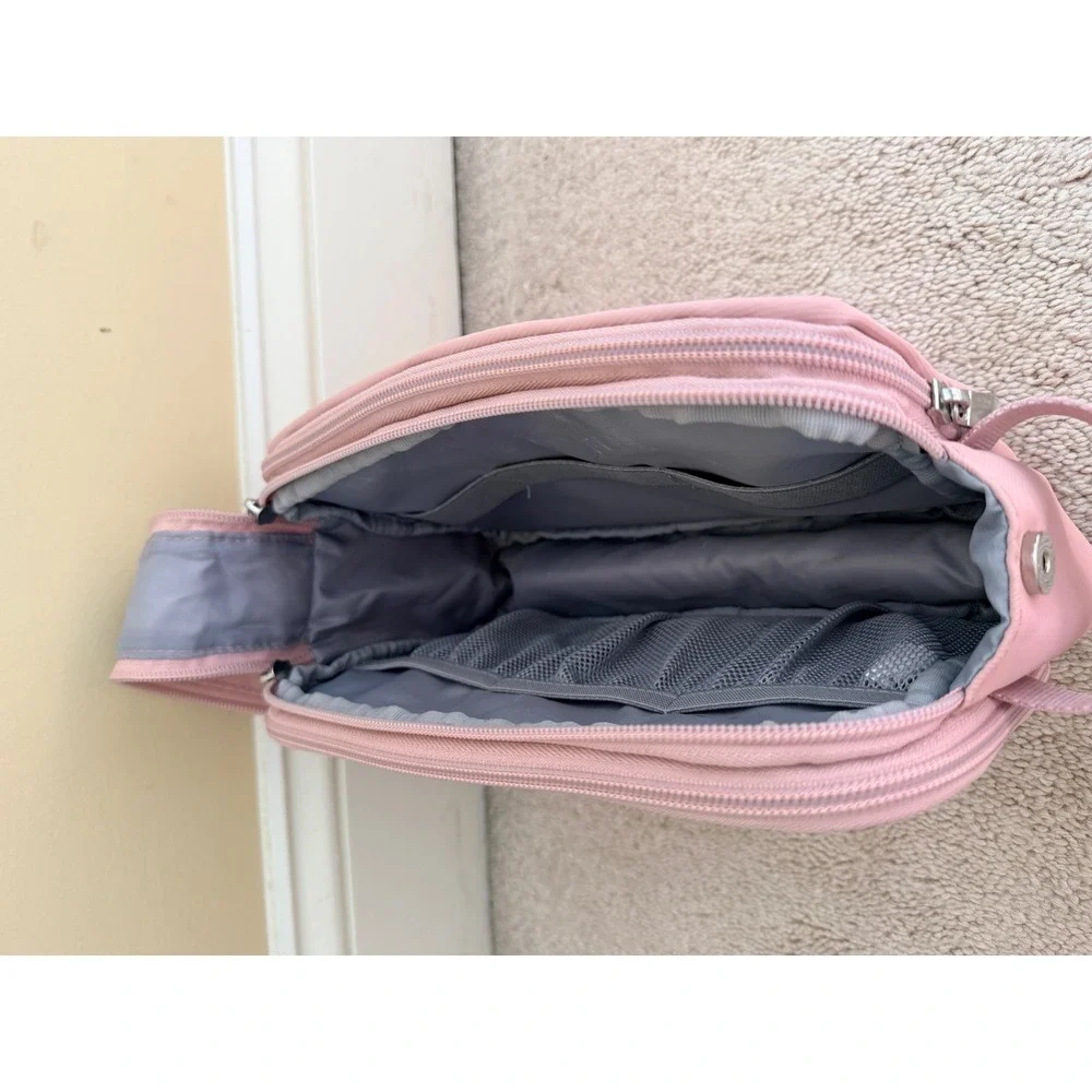 Bagsmart travel toiletry